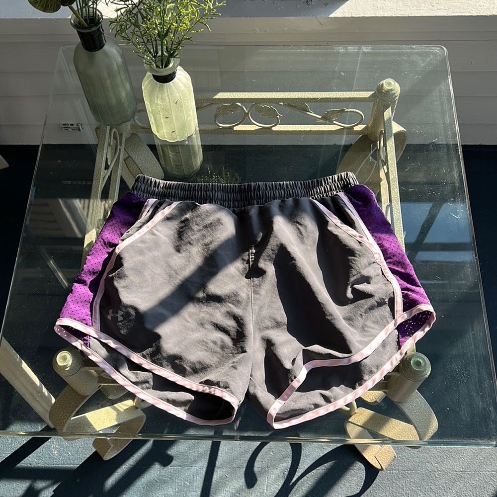 Under Armour workout shorts/ running shorts